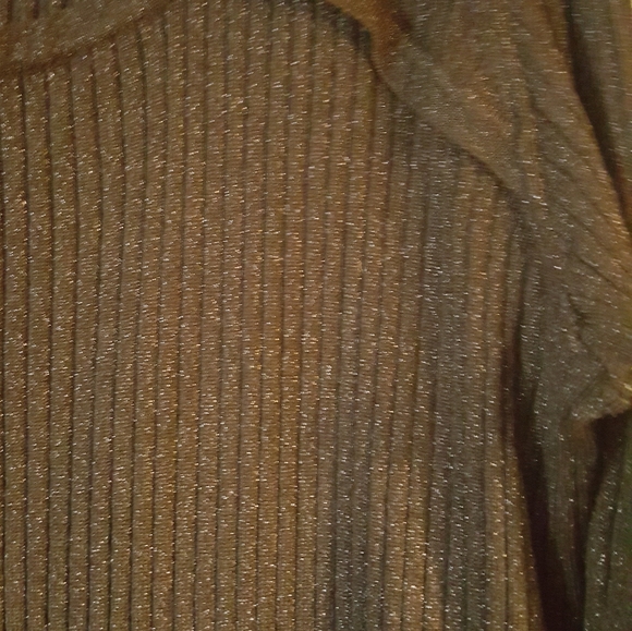 Sweater - Picture 4 of 5